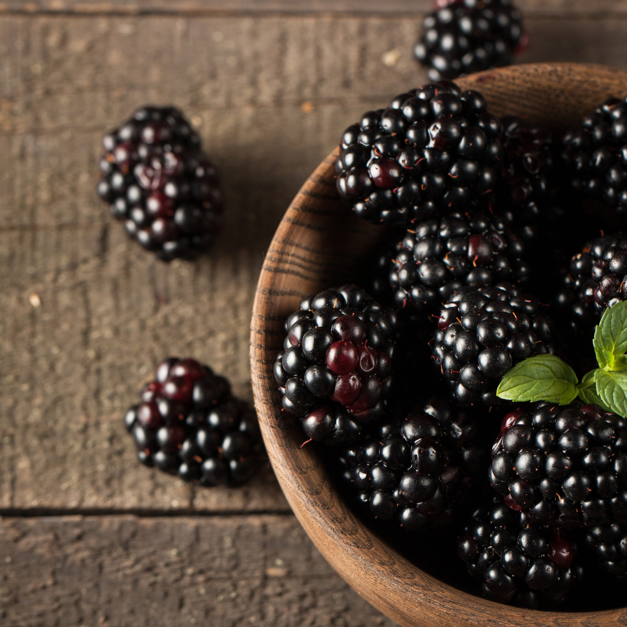 fresh-organic-ripe-blackberries-wooden-bowl
